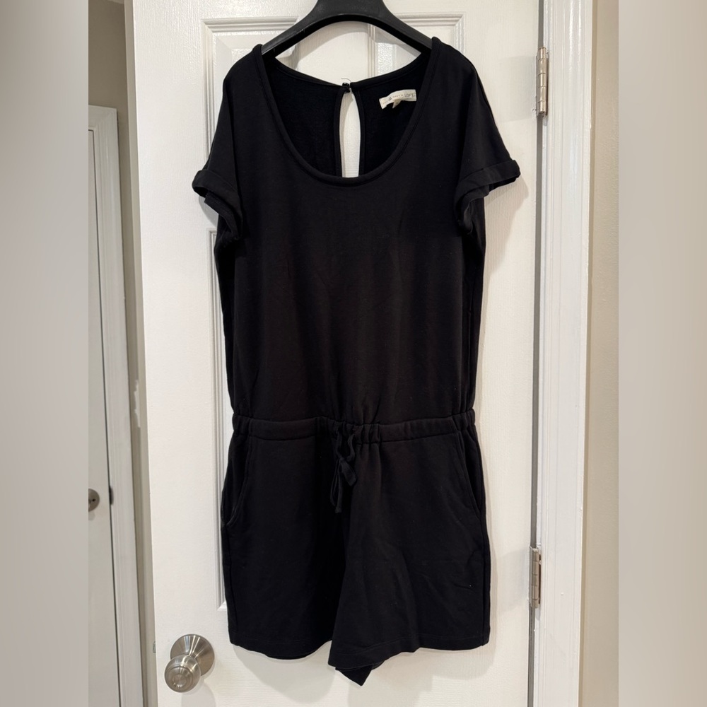 LOFT Lou & Grey Black Knit Romper size medium